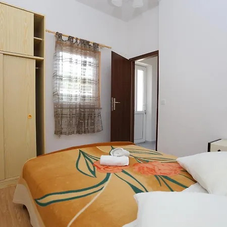 17645a * لوكفا روجوزنيكا